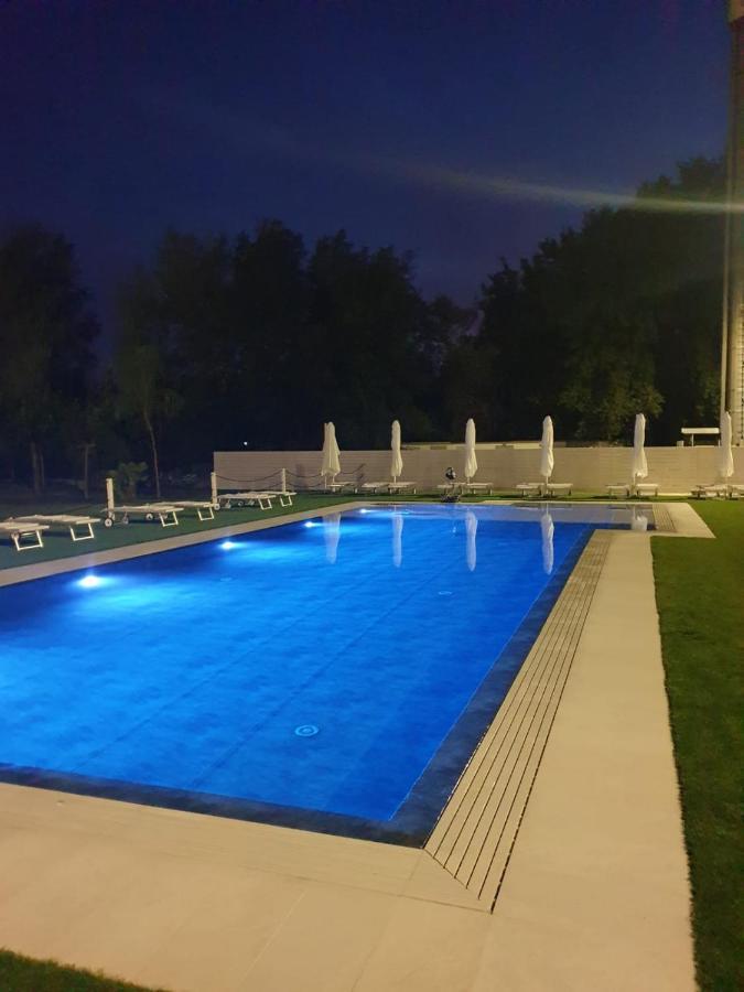 Marina Degli Estensi Floating Resort ليدو ديلي ايستينسي المظهر الخارجي الصورة